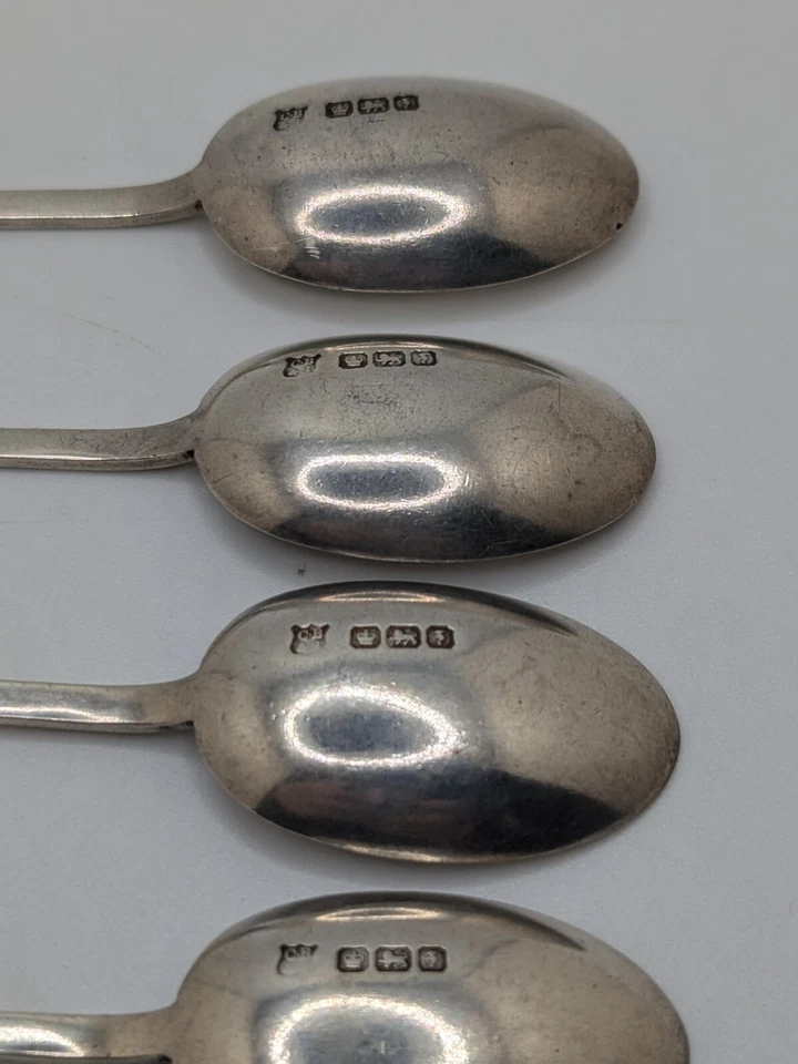 Juego de 4 cucharas inglesas Sheffield Arts&Crafts Demitasse de plata esterlina, d. 1917 Foto 4 de 4