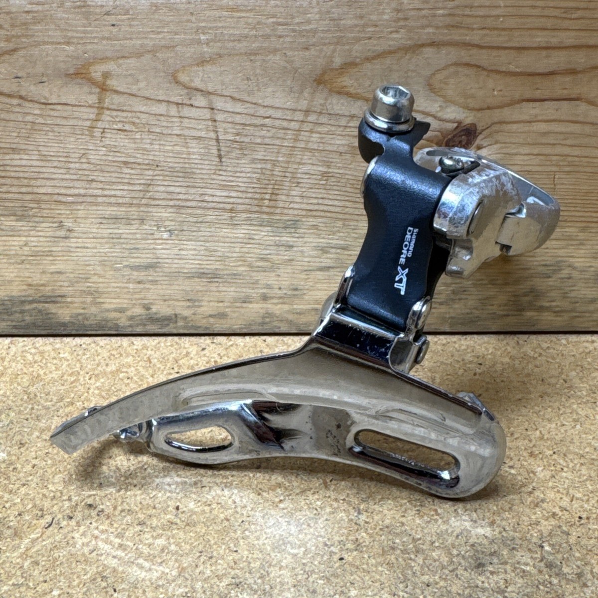 SHIMANO シマノ XTR FD−M972 Rディレイラー USED美品 SHIMANO シマノ XTR FD−M972 Rディレイラー USED美品 - メルカリ