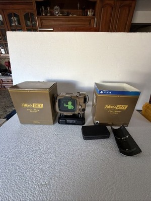 Fallout 4 Pip-Boy Model 3000 Mk IV Collector's Edition Figurine In Box