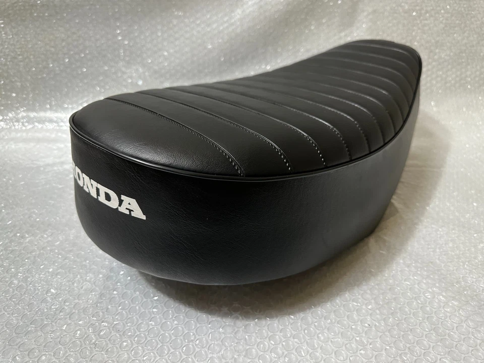 1974-1975 Honda XL100 XL100 K0 New Complete Motorcycle Seat With Metal Pan. - Image 4 of 4