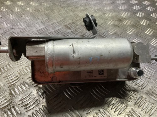 BMW X3 G01 G08 X4 G02 Klimakondensator mit Trockner 9367096