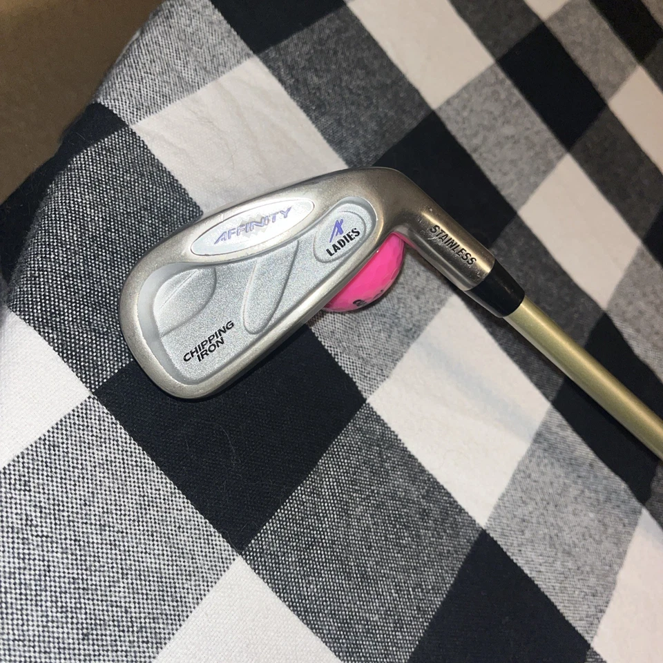 Affinity Chipping Iron- Women’s Right Handed. Graphite Shaft. Light Flex. Used - Image 2 of 4