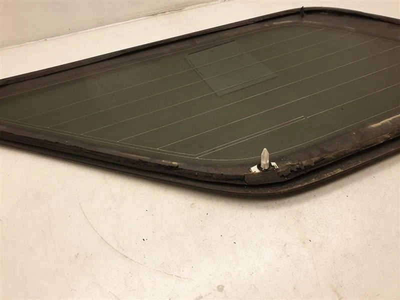 03-09 丰田 4RUNNER SR5 球杆侧四分之一玻璃 — 第 4/4 张图片