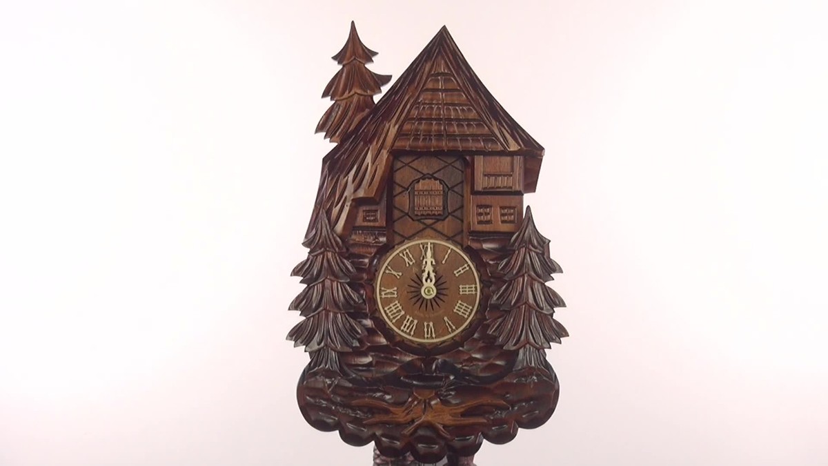 Cuckoo 2002 Black Forest Cuckoo Clock Edelweiss Fröhliche Wanderer