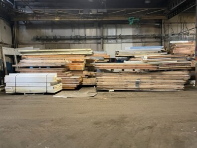 Wholesale lot of 120 used walk in cooler and freezer panels varying size  READ