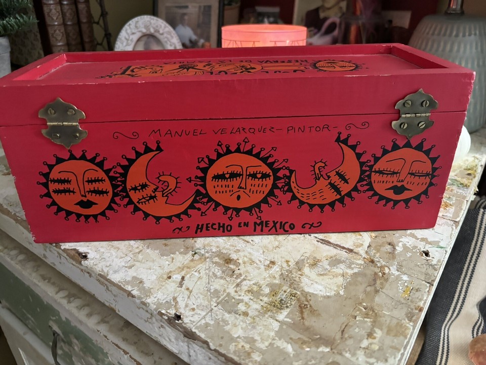 Jose Cuervo Reserva de la Familia Collectors Tequila Box '96 Hand