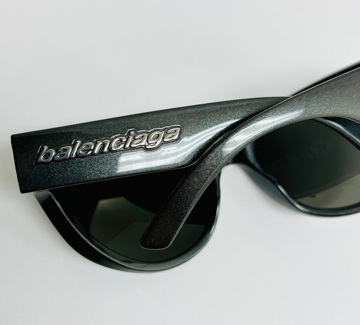BALENCIAGA XPANDER BUTTERFLY 0201 Brown Silver Unisex Mask BALENCIAGA XPANDER BUTTERFLY 0201 Brown Silver Unisex Mask