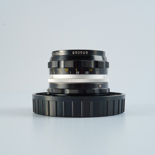 EXCELLENT Nikon Non Ai Nikkor-H Auto 28mm F/3.5 Prime Lens - Picture 9 of 22