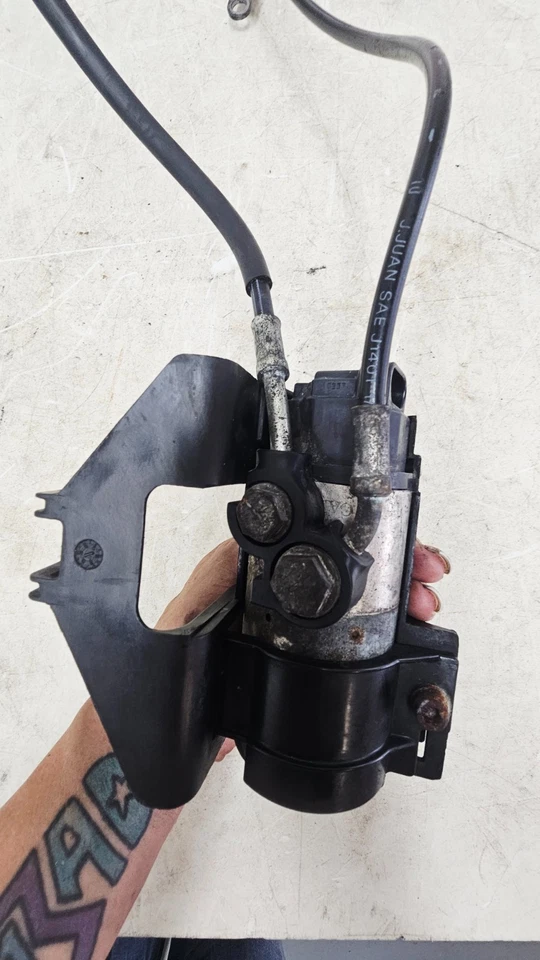 Módulo de unidad de bomba ABS trasero Harley Heritage Softail 2011 + cable Foto 4 de 4