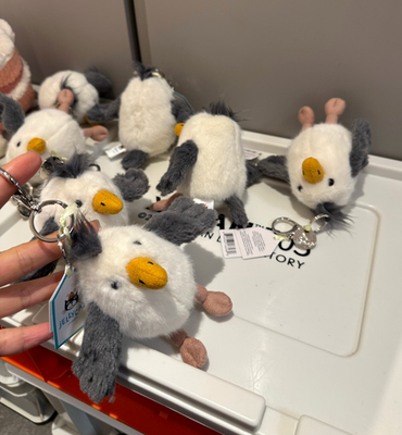 【新品・未使用】 Chip Seagull Bag Charm nwt Jellycat Chip Seagull Bag Charm – Keychain | eBay
