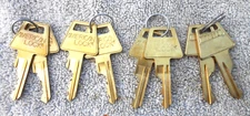 4  pair  ORIGINAL  FACTORY Pre cut   American Lock   Padlock  Keys