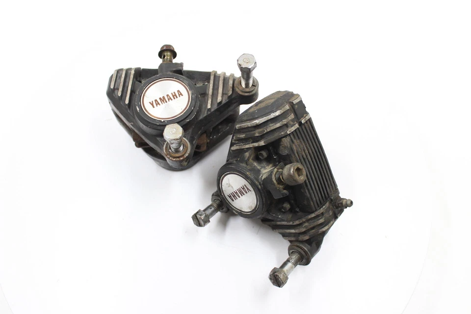 83 YAMAHA VENTURE XVZ1200 OEM RIGHT LEFT FRONT BRAKE CALIPER SET PAIR CALIPERS - Image 2 of 4