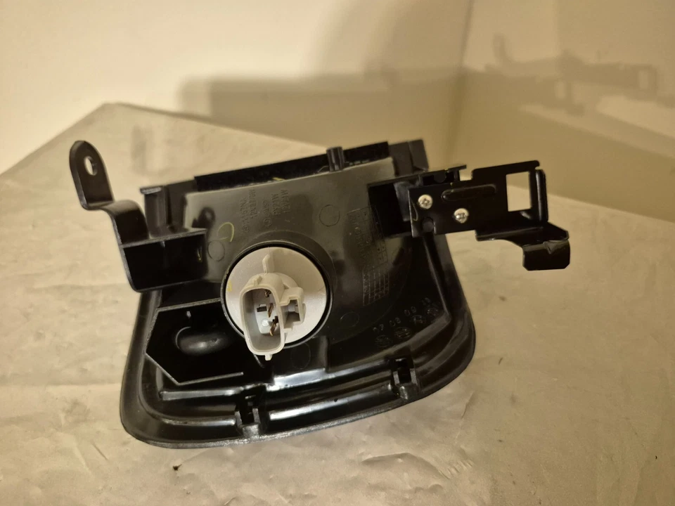 Luz de estacionamiento señal de giro 2000 a 2004 Isuzu Rodeo 2000-02 pasaporte conductor izquierdo Foto 3 de 4