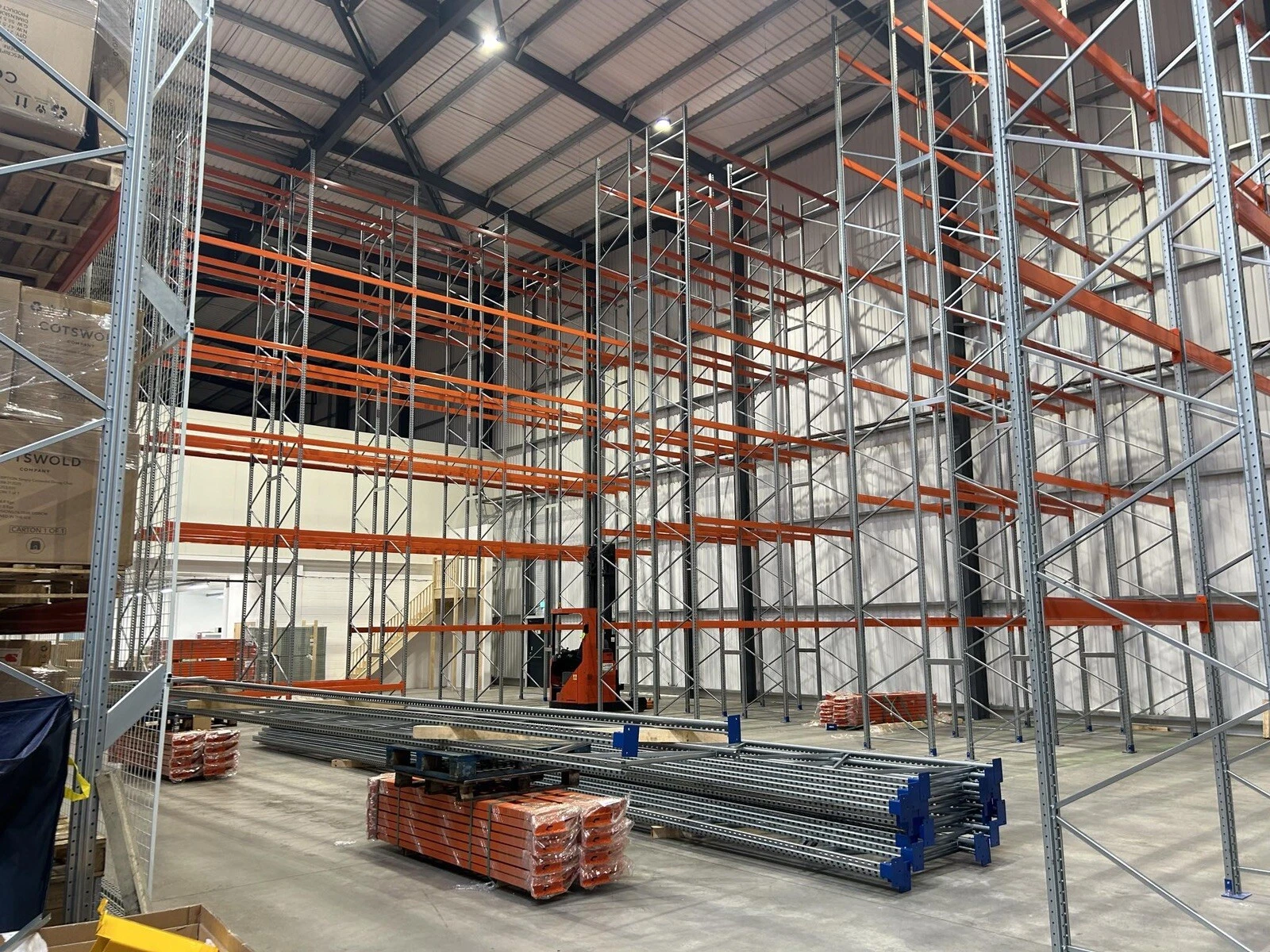 Picture 1 of 6