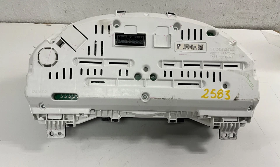 Honda HR-V 2018 velocímetro cuadro de instrumentos indicadores OEM Foto 4 de 4