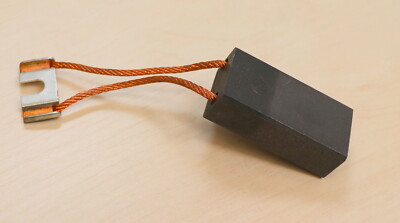 Kohlebürste R3923 16x25x50,3mm + Anschlusskabel & Kabelschuh SGL 02.01.0532.91