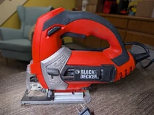 Black & Decker TURBO MAX JS600 Corded Jigsaw w/Tool Bag and 9 Blades!