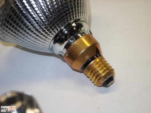 Sylvania Halogen Hi-Spot 120 PAR 30 - 75W 240V Flood 30° Socket E27 Thread - Picture 2 of 3