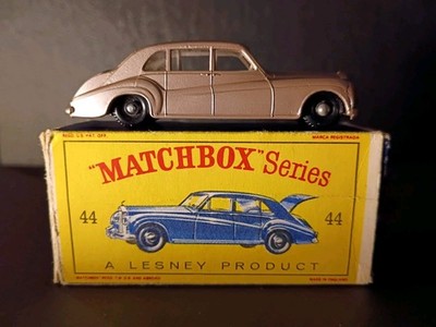 Matchbox #44B Rolls Royce Phantom V 1964 VN/MINT In Original D2 Box