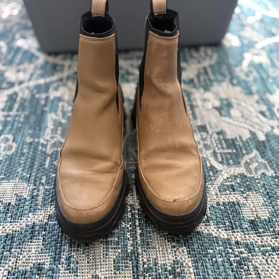 Sorel Brex Chelsea Boots Womens Size 8 Tan Black Waterproof Platform Lug Sole - Image 2 of 4