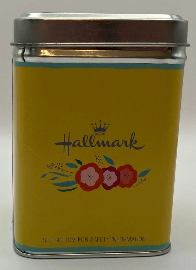 Vela Hallmark Totalmente Impresionante Perfumada a Cítricos en Contenedor de Metal De Colección Foto 3 de 4