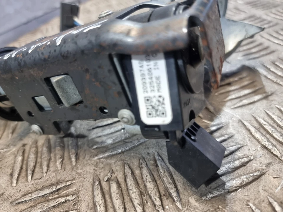 ЗАМОК ЗАМКА ЗАЖИГАНИЯ VAUXHALL ZAFIRA TOURER СТВОЛ С КЛЮЧОМ 20939745 ZAFIRA 2013 - Изображение 4 из 4