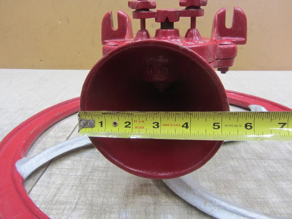 VTG ANTIQUE CAST IRON COFFEE GRINDER HAND CRANK BELT GRAIN FEED MILL WILSON BROS - Image 3 of 4