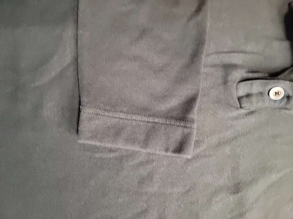 Van Heusen Never Tuck Classic Fit Men's Blue Henley Long Sleeve Shirt Size Large - Image 4 of 4