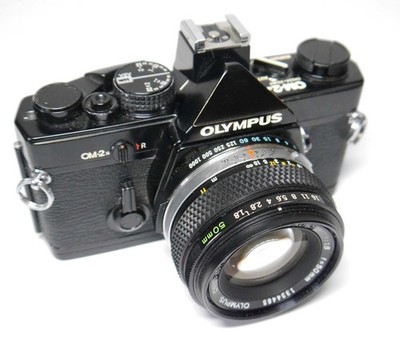 Olympus OM-2n + Zuiko 1.8 50mm    An-Verkauf! ff-shop24