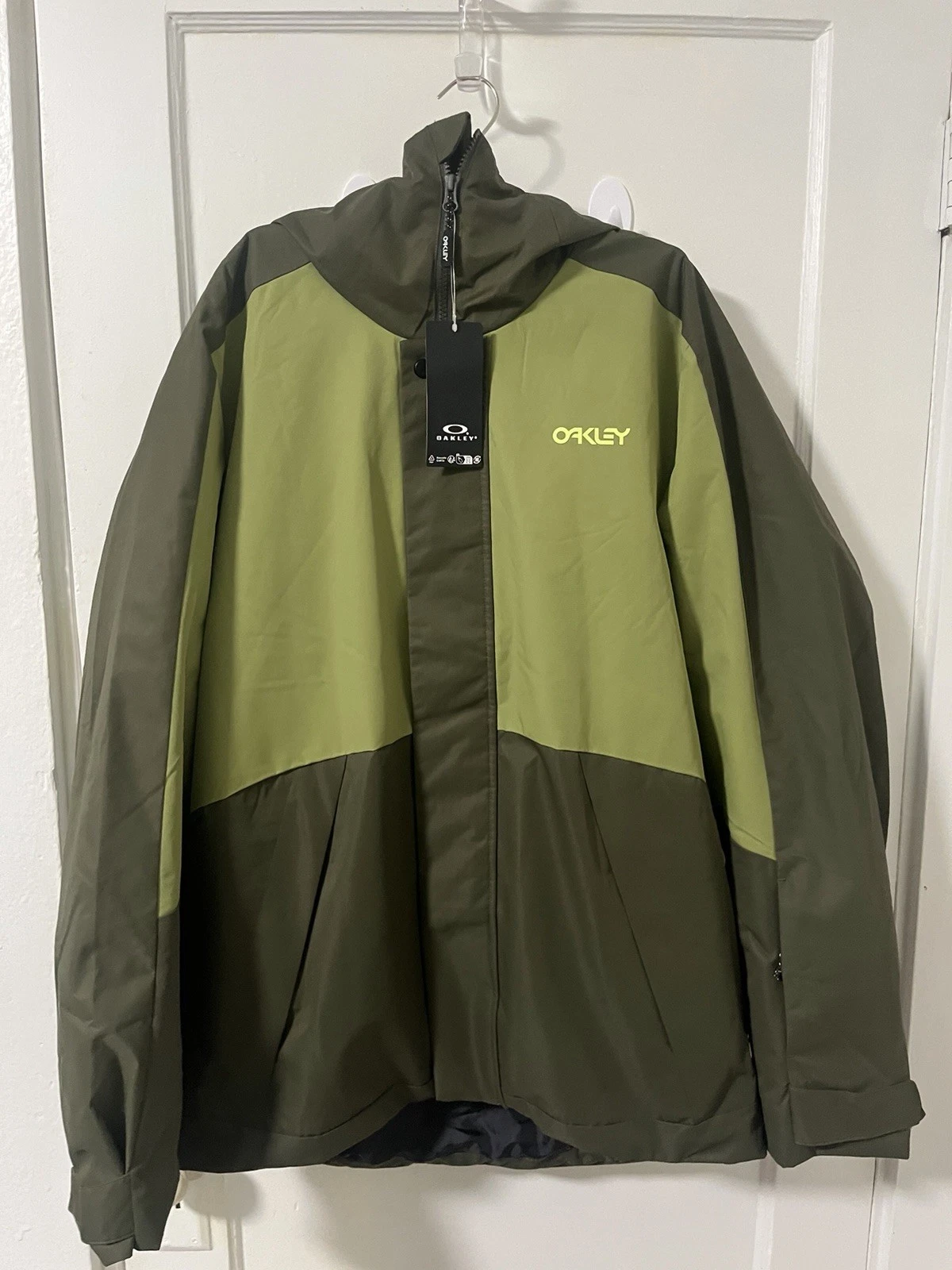 Oakley TBT Insulated Jacket Men’s Medium