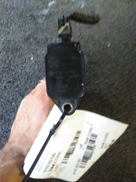 Bobina/encendedor compatible con 11-23 300 92335 Foto 3 de 3