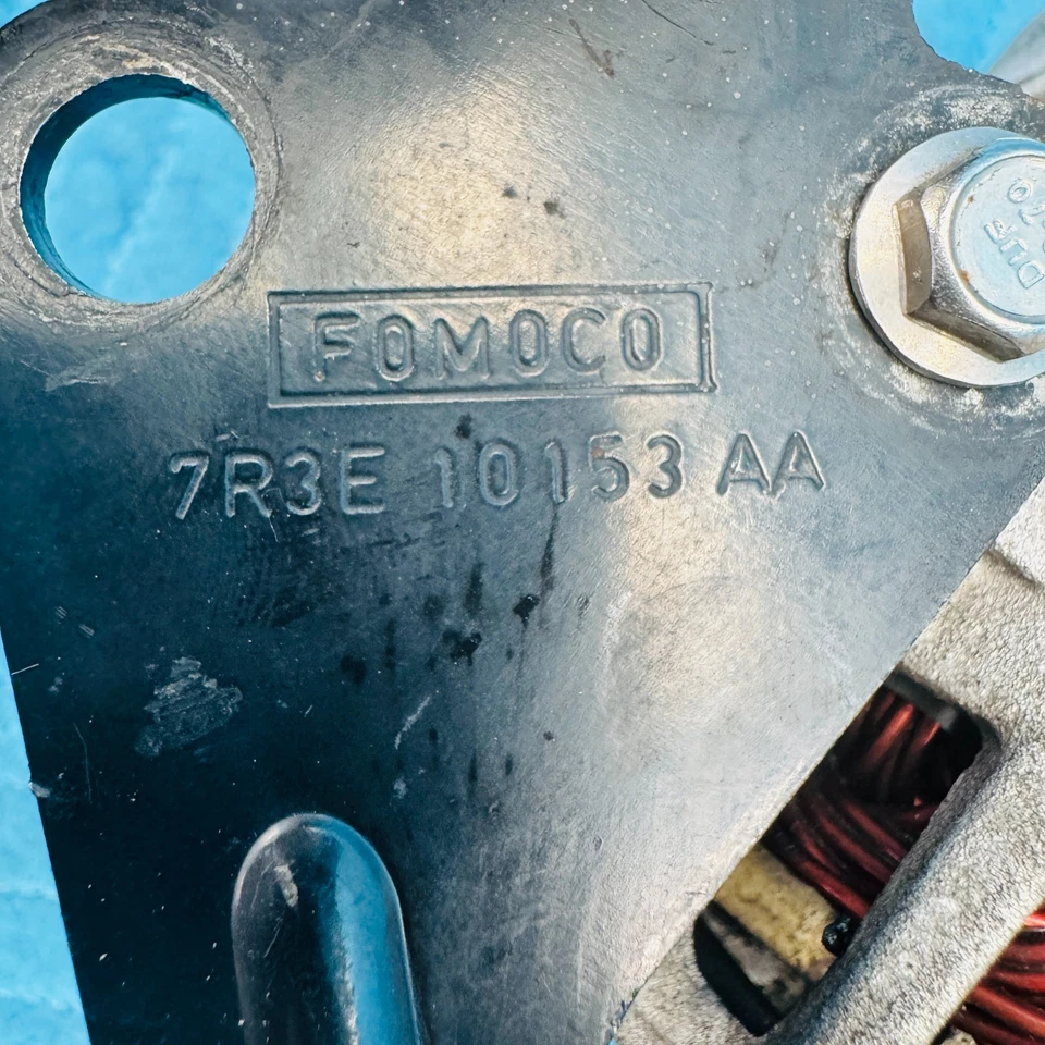 2005–2009 Ford Mustang GT 4.6L V8 Alternator OEM 7R3E10153AA - Image 3 of 4