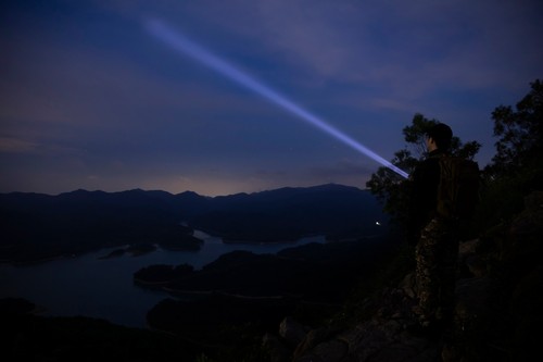 Olight Javelot Turbo 2 Digital Camuflaje Premium Kit 1500 M Linterna, 1800 Lu - Imagen 17 de 24