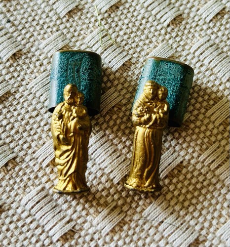 Vintage pocket Shrine Saints (2) W/leather Case - Picture 2 of 2