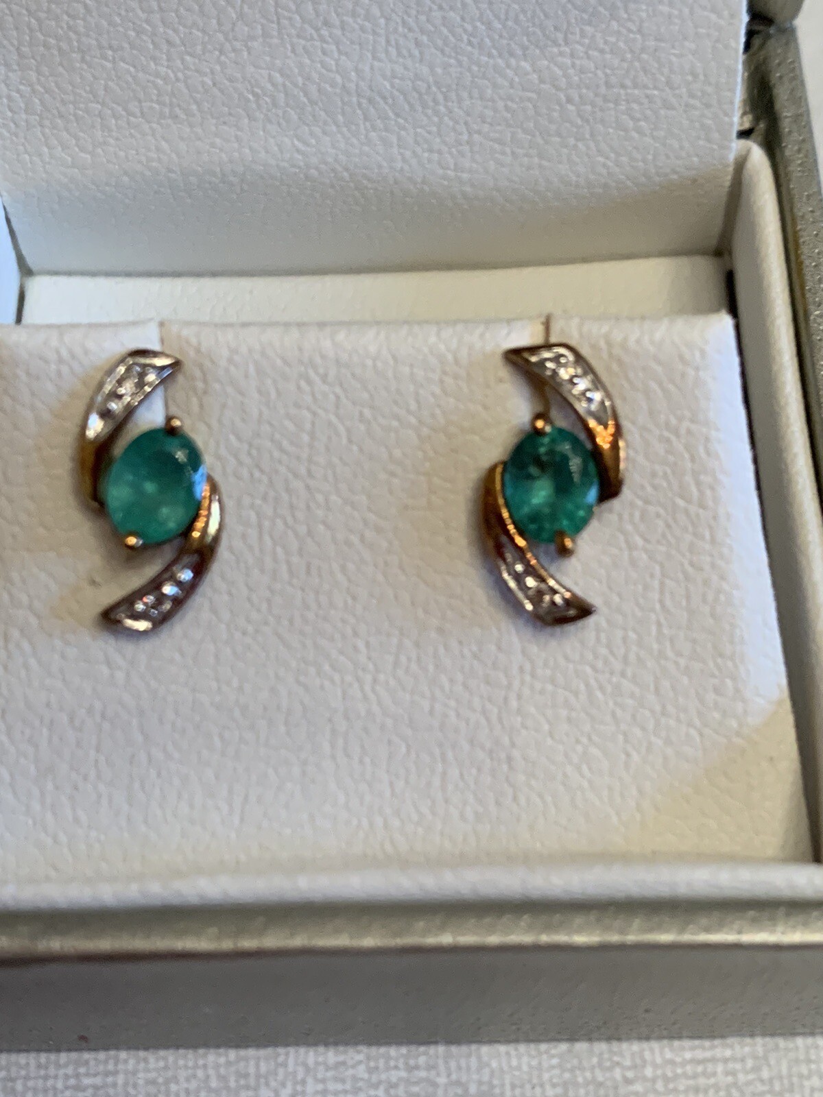 9ct Emerald And Diamond Stud Earrings eBay