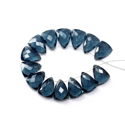 London Blue Color Quartz Faceted Trillion Pair Beads Briolettes 15X11MM Approx - Picture 3 of 3