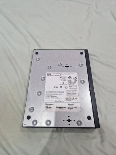 CISCO C891F Gigabit Ethernet Network Switch Integrated Services Router - Picture 6 of 6