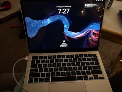 Apple MacBook Air 13.6
