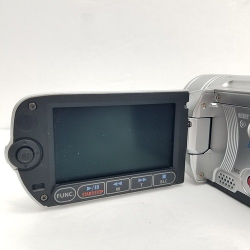 Canon FS100 Digital Video Camcorder 48x/2000x Zoom W/Box Power Cord Remote +More - Picture 14 of 22