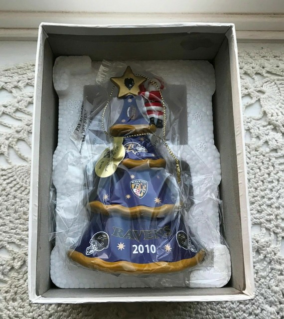 RARE 2010 DANBURY MINT BALTIMORE RAVENS NFL CHRISTMAS TREE ORNAMENT NEW