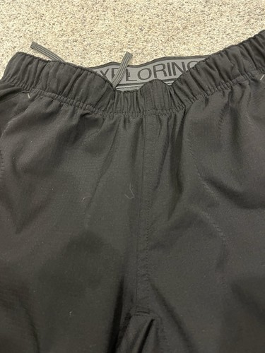 The North Face Shorts Men’s Black Size S - Picture 3 of 6
