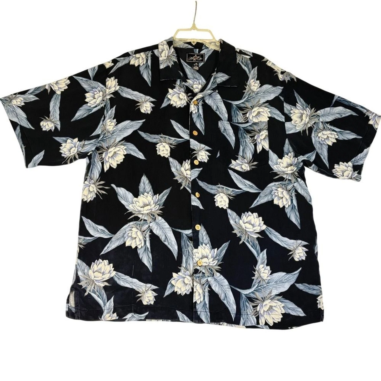 Bermuda Bay Silk Hawaiian Shirt Mens L Black Floral Camp Aloha Beach
Opens in a new window or tab