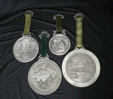 Vtg Zinn Becker 95% Zinn Weisbaden Hamburg Rothenburg German Round Wall Emblem