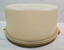 Tupperware Cake Carrier Holder Harvest Gold With Lid Round 1256 1257 2pcs