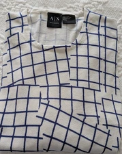 A/X ARMANI EXCHANGE WHITE/BLUE CHECK LS SWEATER, SIZE MEDIUM