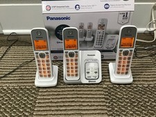 Panasonic KX-TG833SK1 Bluetooth Link2cell Cordless Phone 3 Handsets used