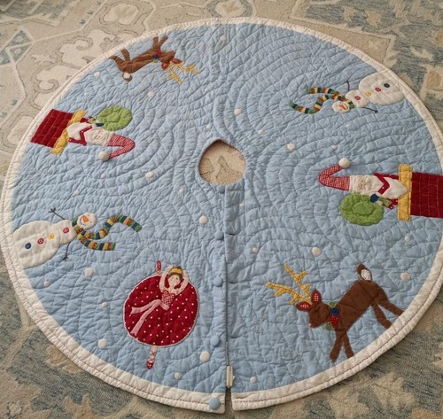 Pottery Barn Kids Santa Quilted Christmas Tree Skirt 60" Reversible ~ EUC
