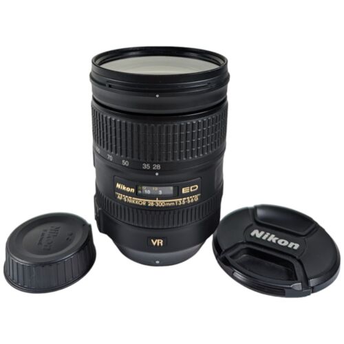 Nikon 28-300mm f3.5-5.6G SWM VR ED IF Aspherical  w / Caps, UV Filter, EXCELLENT - Picture 1 of 9