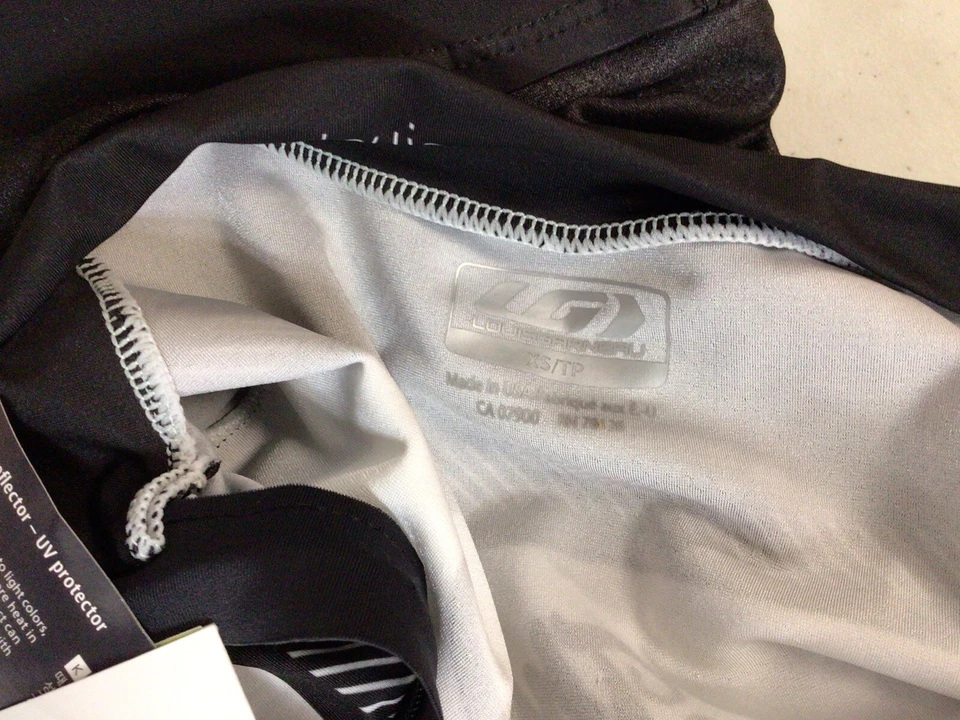 LOUIS GARNEAU Cycling Bib Shorts Padded Womens XS NEW - Image 4 of 4