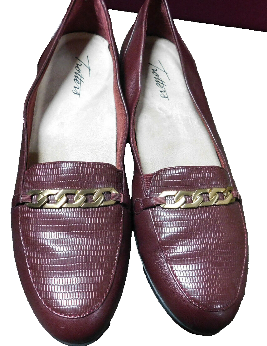PANTOFOLA D’ORO Trotters EUC Classy Anastasia Burgundy Loafers G chain textile accents sz 7.5